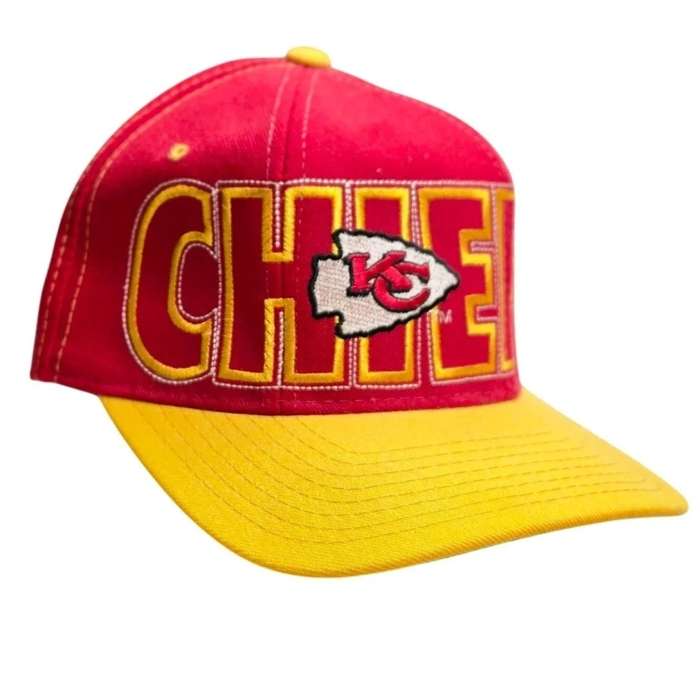 Starter Starfit Kansas City Chiefs Hat Red Yellow NFL Fitted Cap Size 2 7-7 3/4